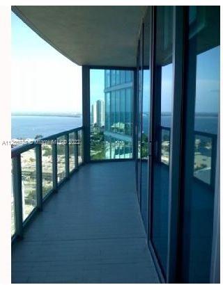888 Biscayne Blvd Unit: 2811