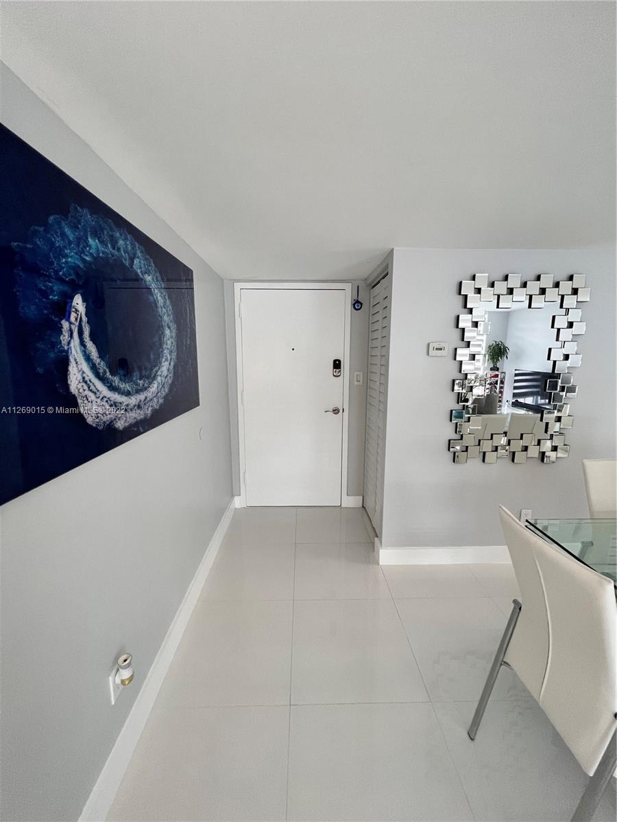 16546 NE 26th Ave Unit: 3J