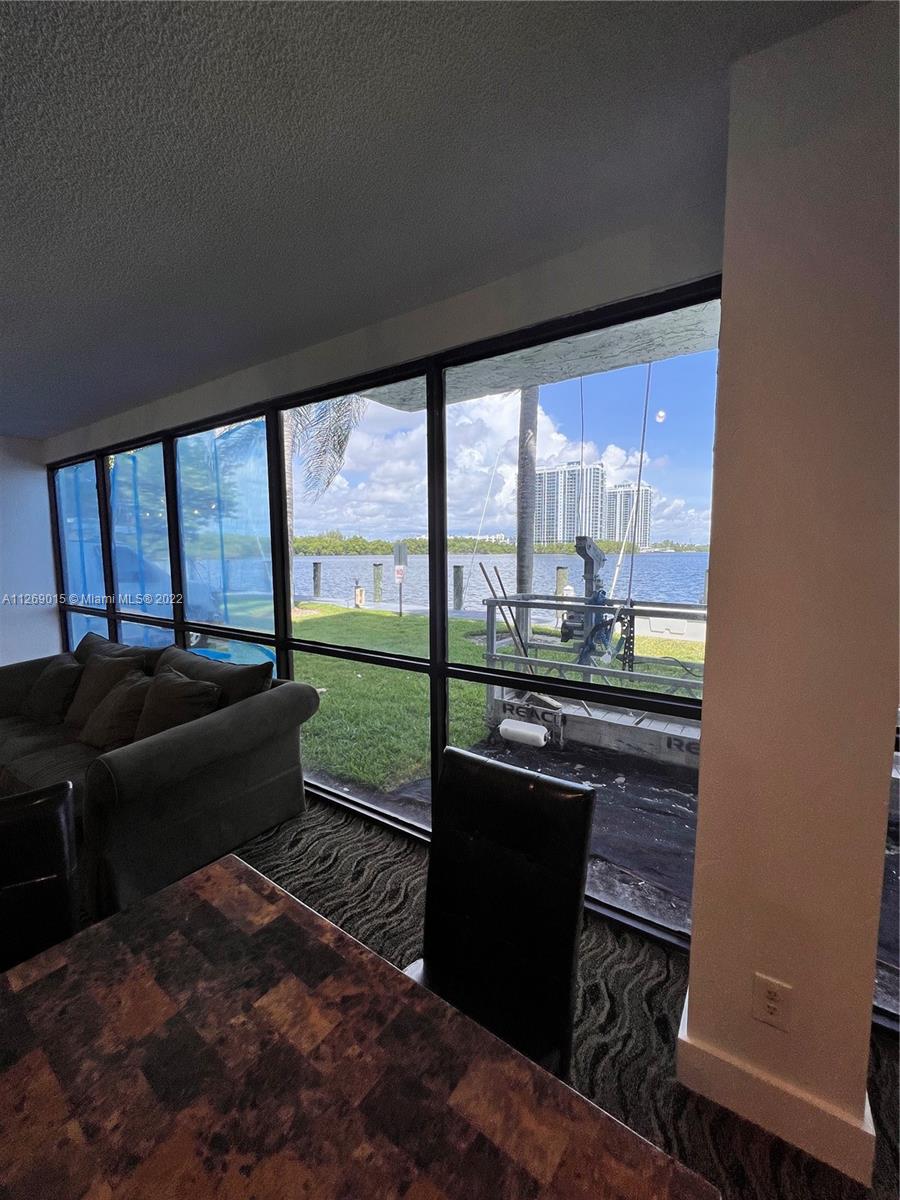 16546 NE 26th Ave Unit: 3J