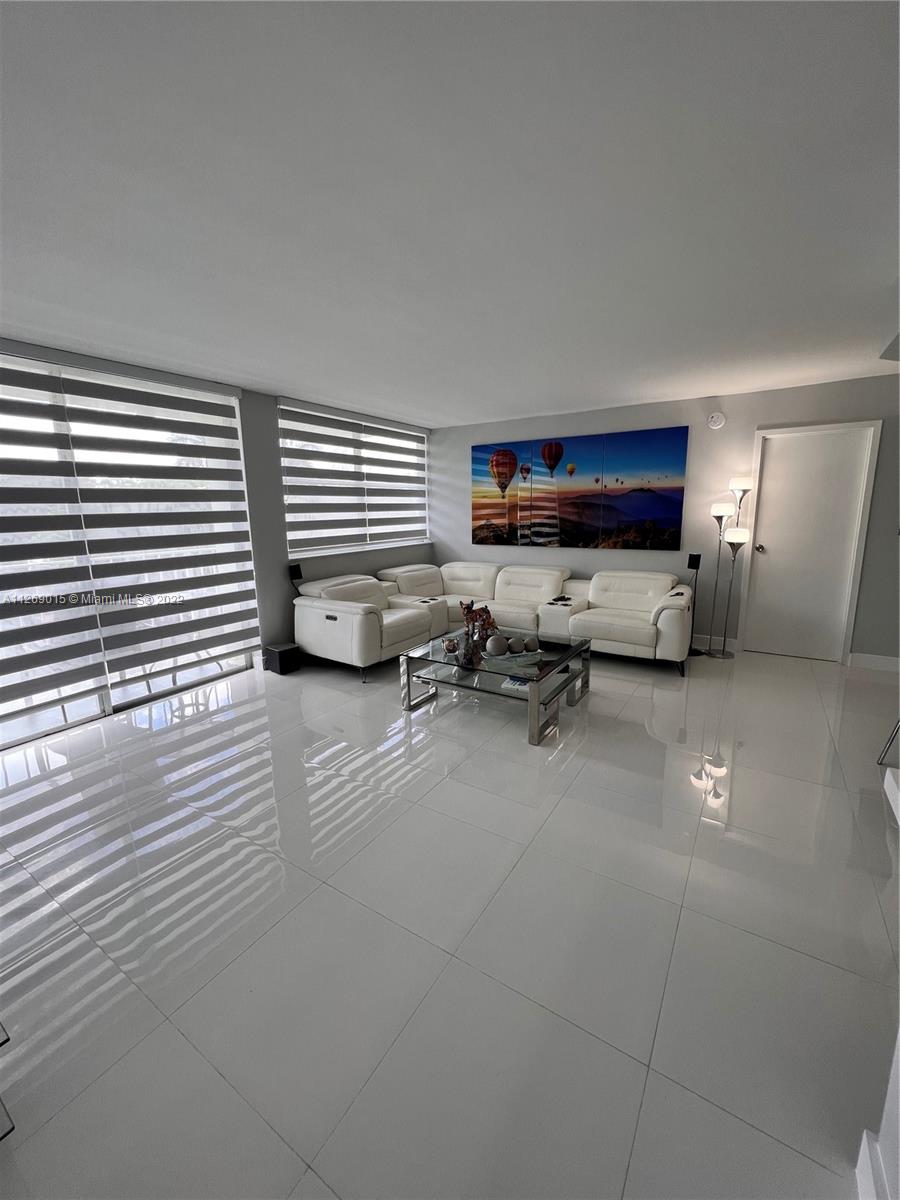 16546 NE 26th Ave Unit: 3J