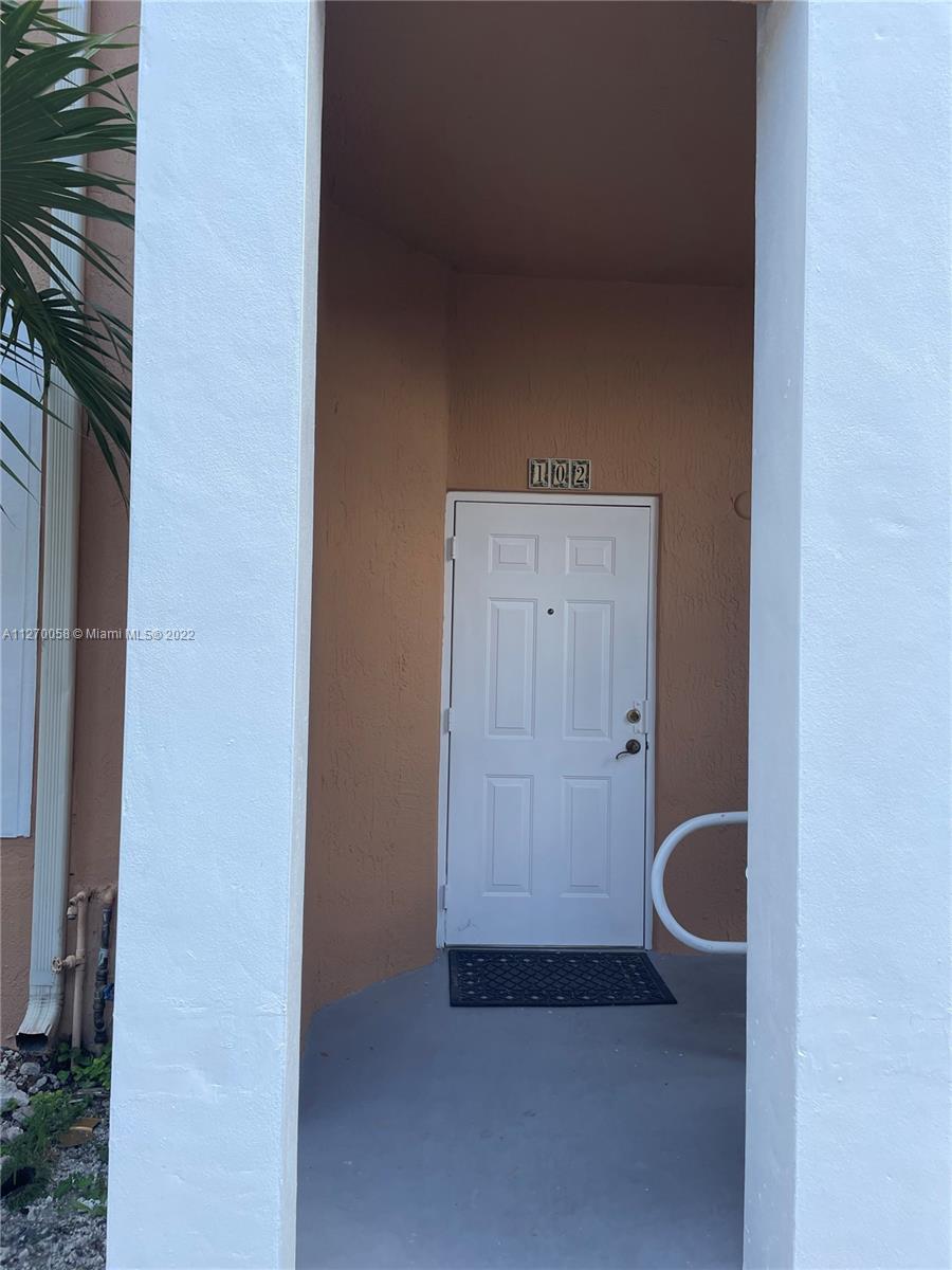 17630 NW 73rd Ave Unit: 102-4