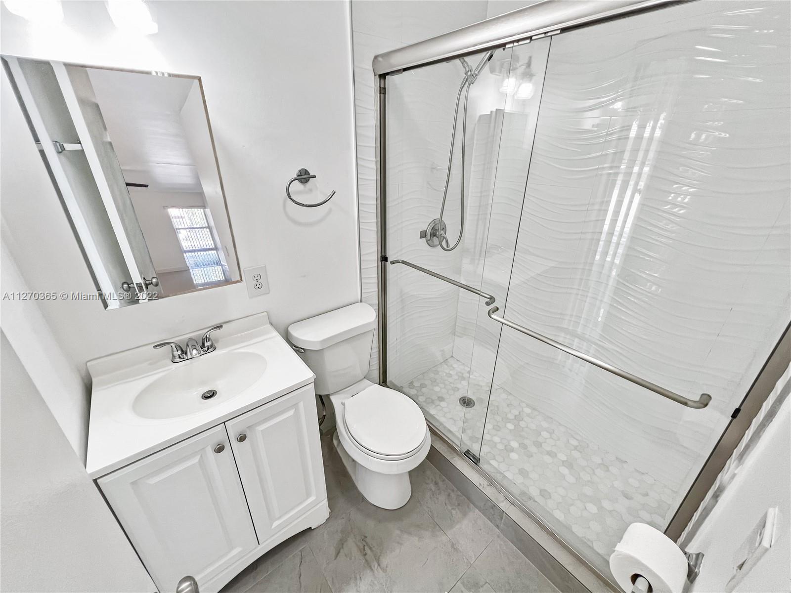 400 Minorca Ave Unit: 1