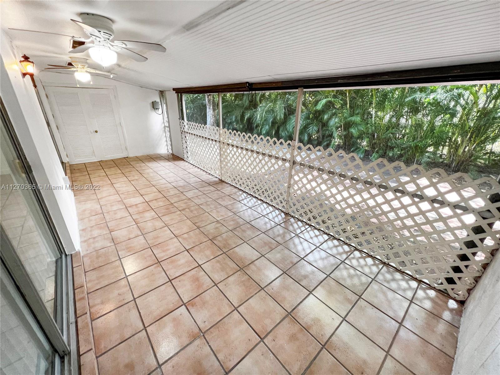 400 Minorca Ave Unit: 1
