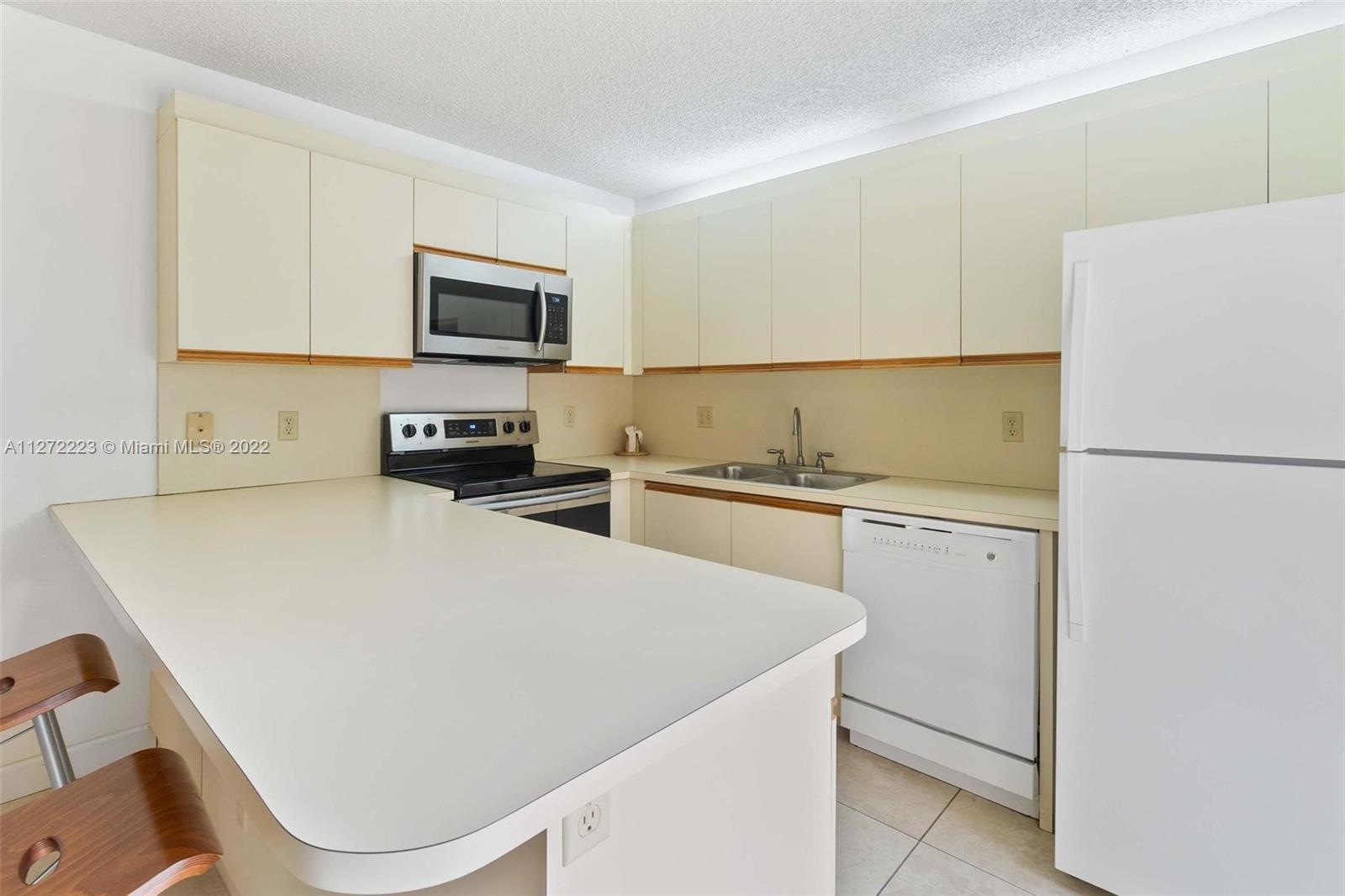 768 NW 99th Cir Unit: 768