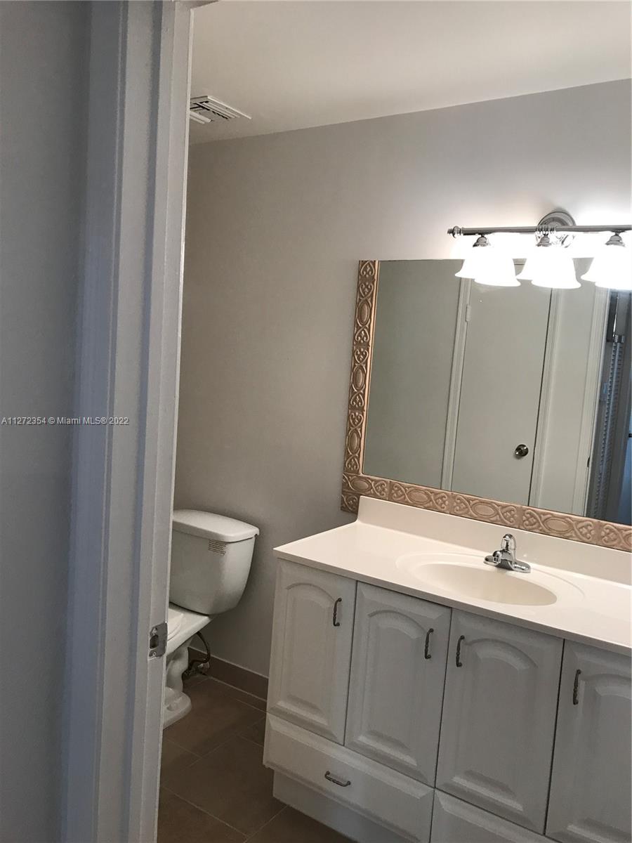 733 Riverside Dr Unit: 1226