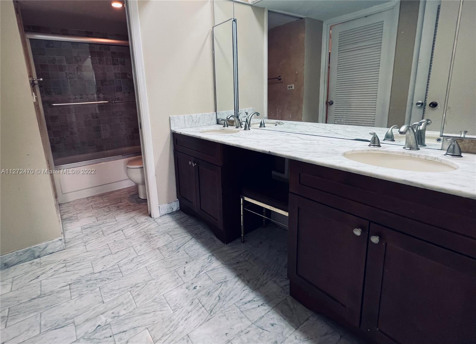 1111 Crandon Blvd Unit: A706