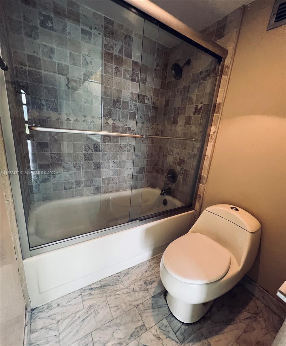 1111 Crandon Blvd Unit: A706