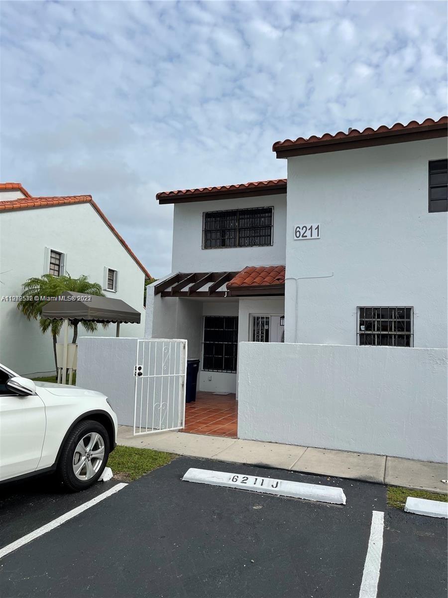6211 SW 138th Ct Unit: J