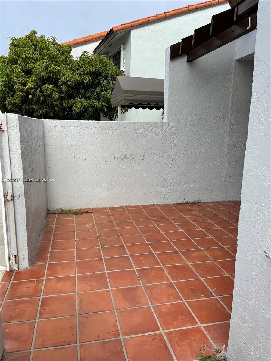 6211 SW 138th Ct Unit: J