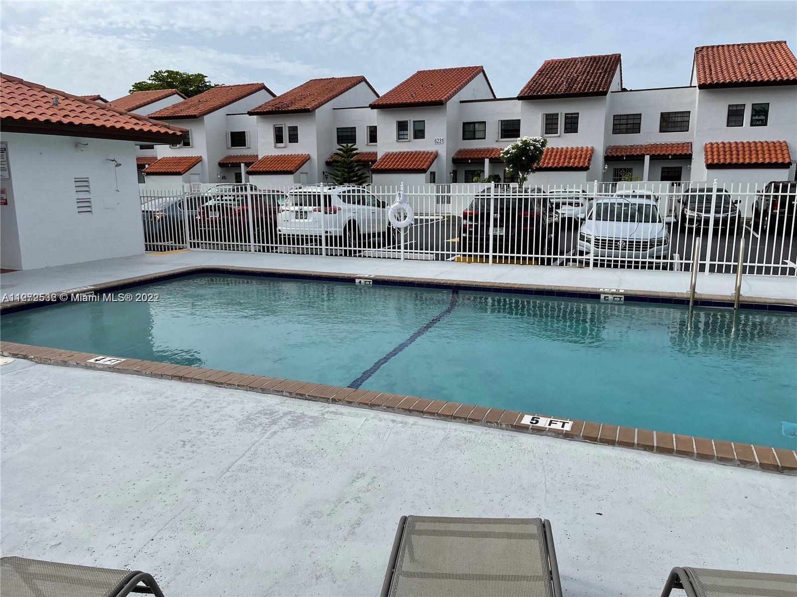 6211 SW 138th Ct Unit: J