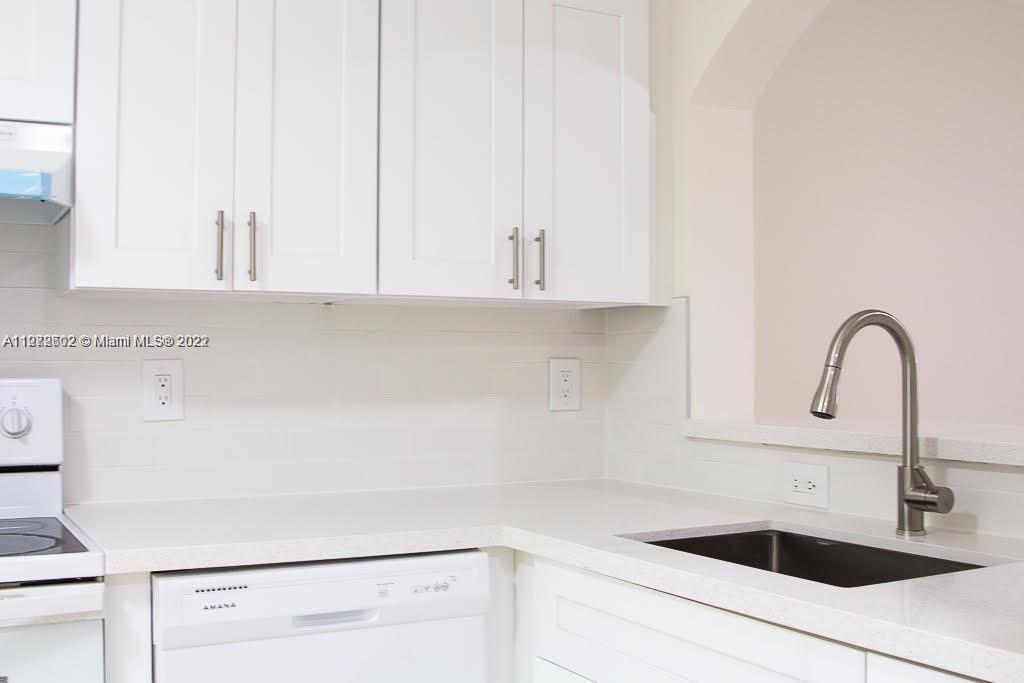 1320 SE 31st Ct Unit: 105-37