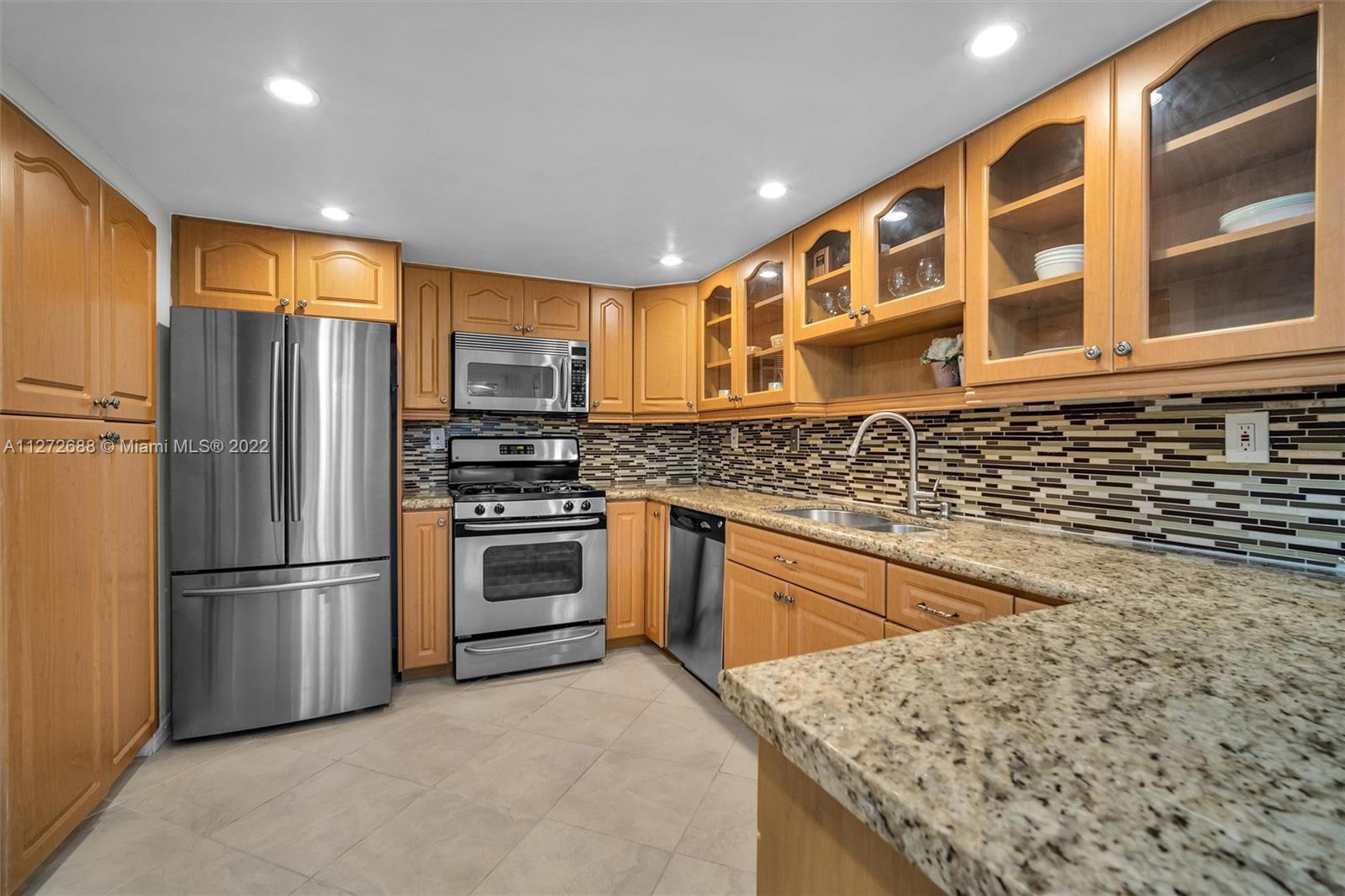 6609 SW 116th Pl Unit: D4