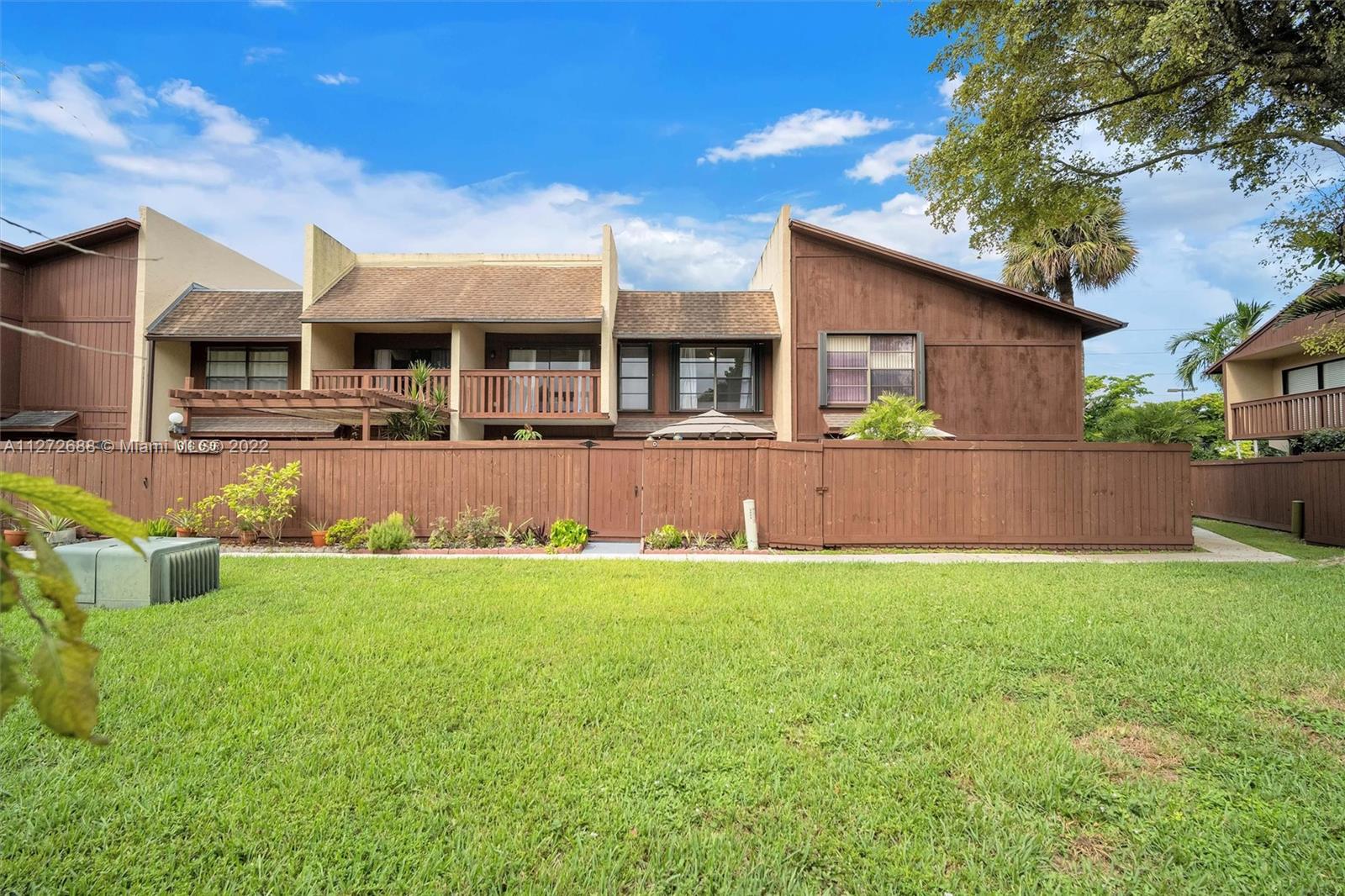 6609 SW 116th Pl Unit: D4