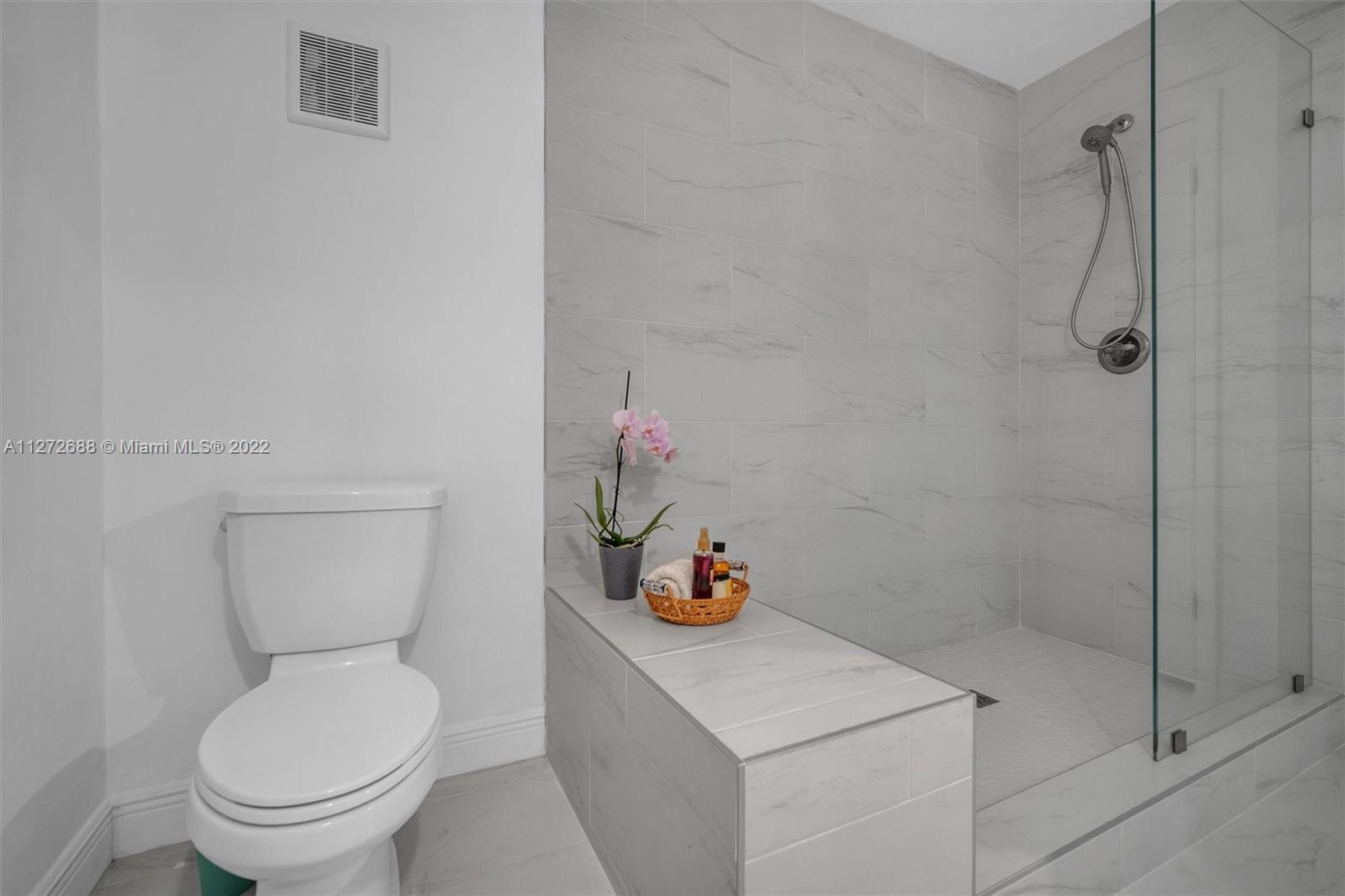 6609 SW 116th Pl Unit: D4