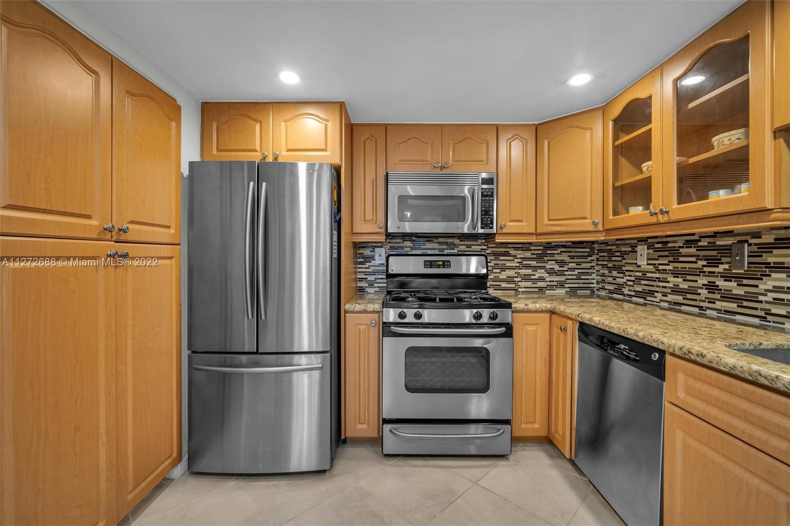 6609 SW 116th Pl Unit: D4