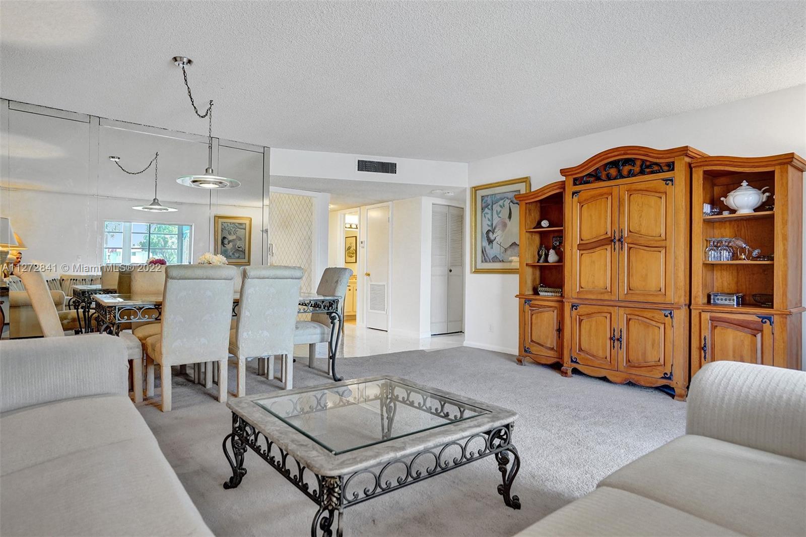 4851 NW 21st St Unit: 112