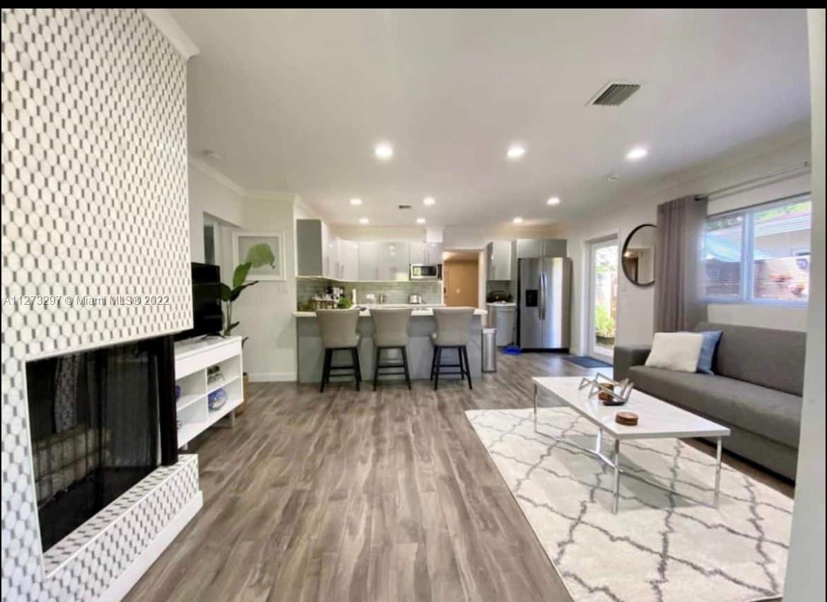 1119 NW 7th Ave