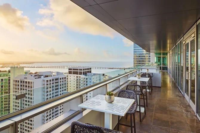 1395 Brickell Ave Unit: 2811
