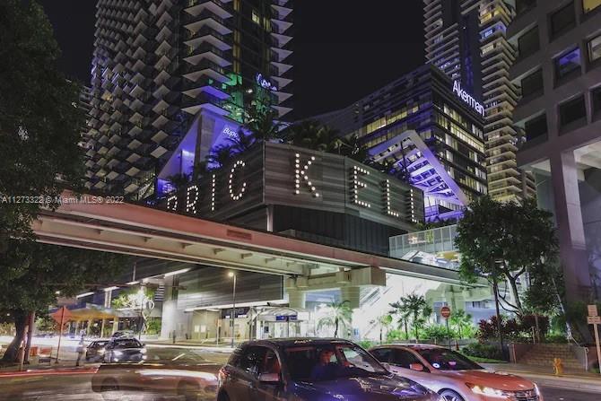 1395 Brickell Ave Unit: 2811