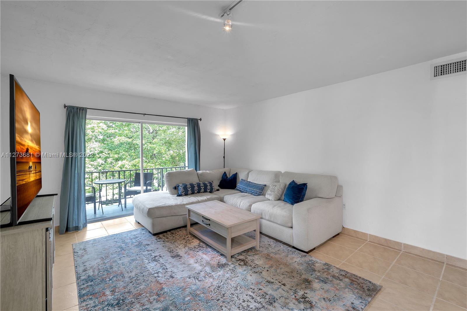 6890 N Kendall Dr Unit: B302