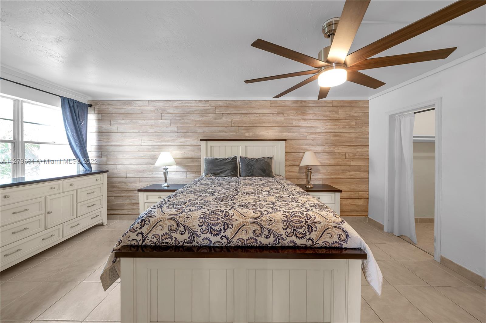 6890 N Kendall Dr Unit: B302
