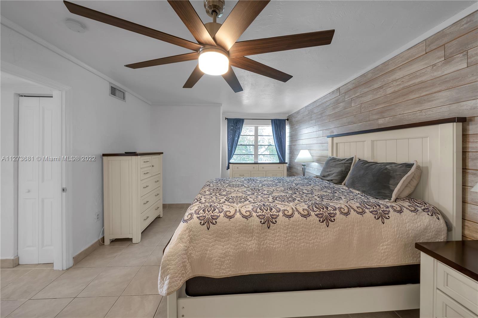 6890 N Kendall Dr Unit: B302
