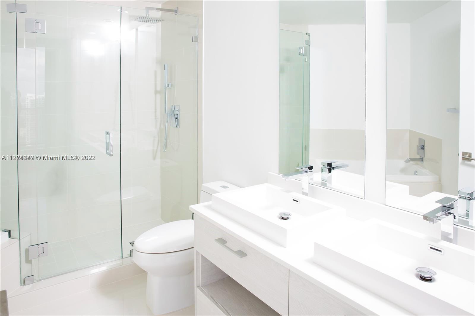 45 SW 9th St Unit: 4001