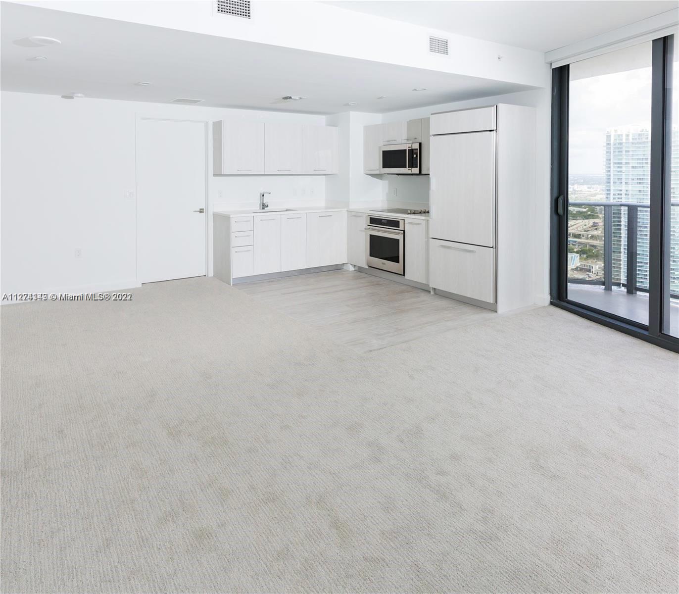 45 SW 9th St Unit: 4001