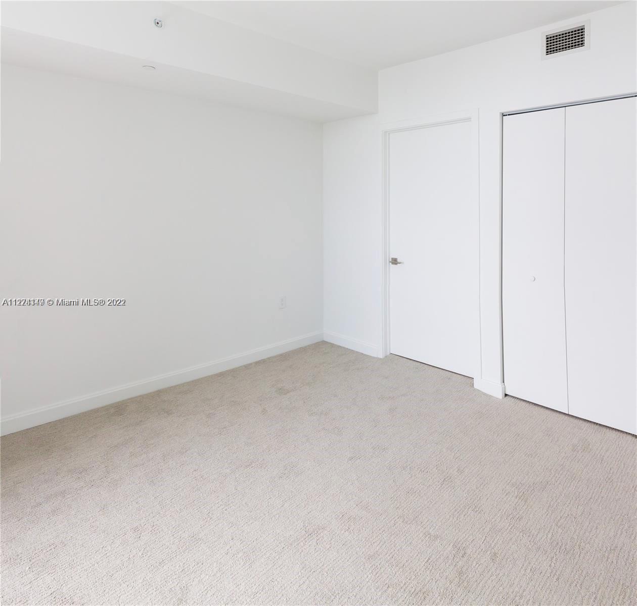 45 SW 9th St Unit: 4001