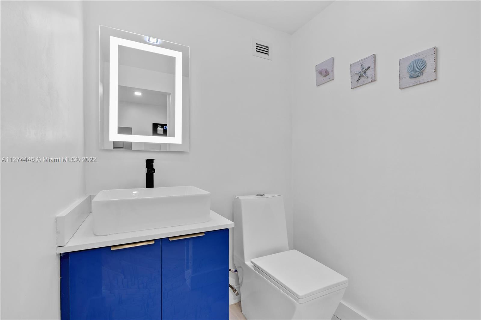 16850 S Glades Dr Unit: 4E