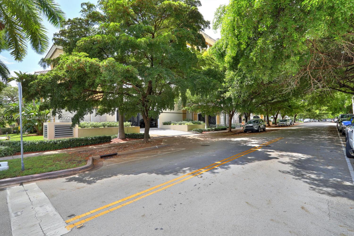20 Calabria Ave Unit: 300