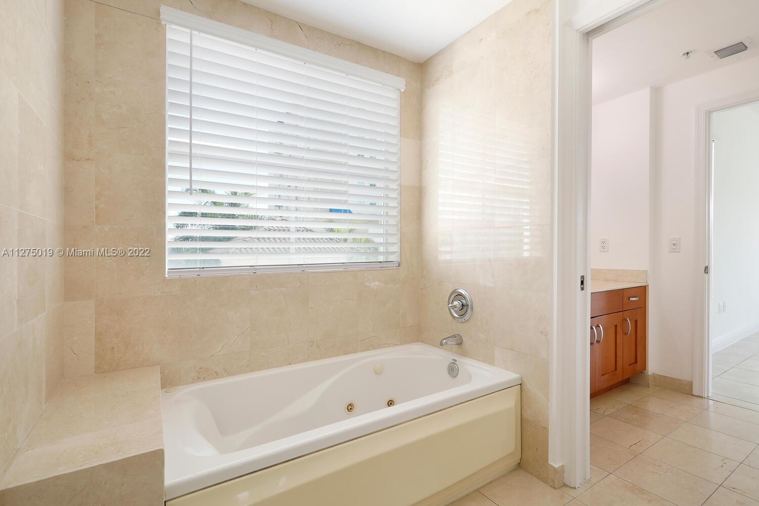 20 Calabria Ave Unit: 300