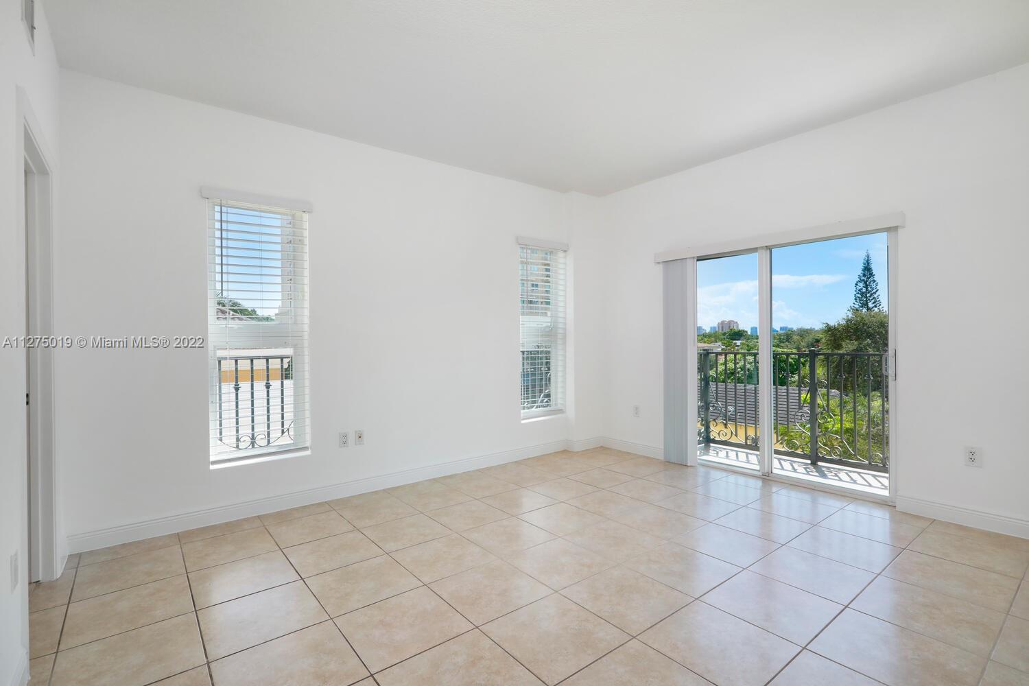 20 Calabria Ave Unit: 300