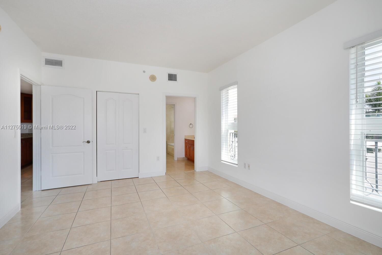 20 Calabria Ave Unit: 300
