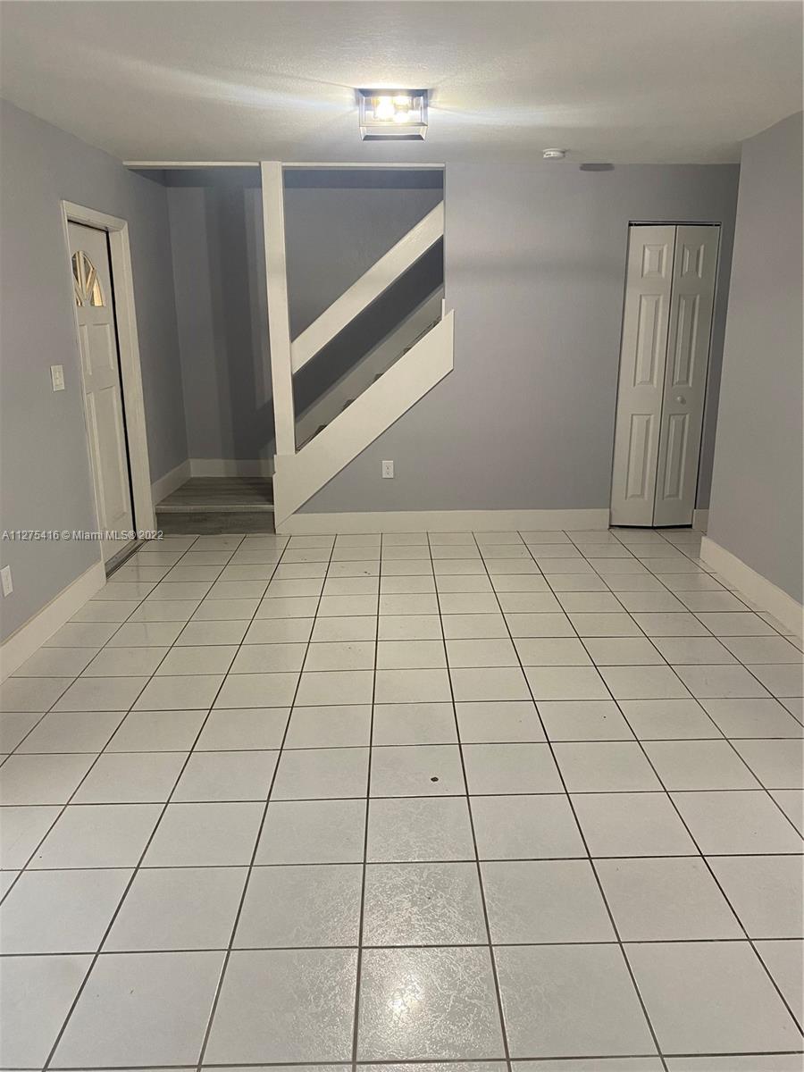 15825 SW 90th Ct Unit: 1B