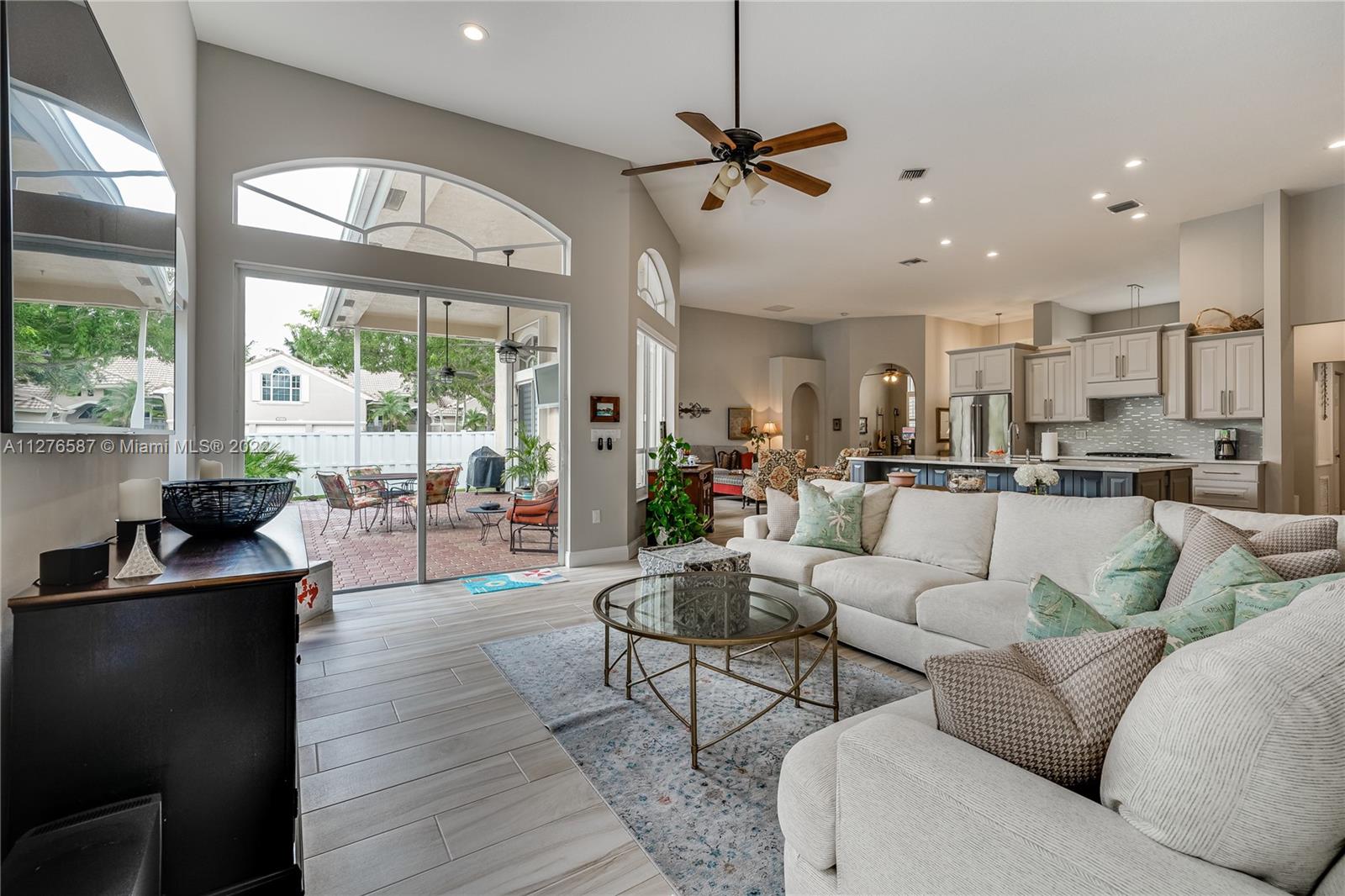 1886 NW 140th Ter