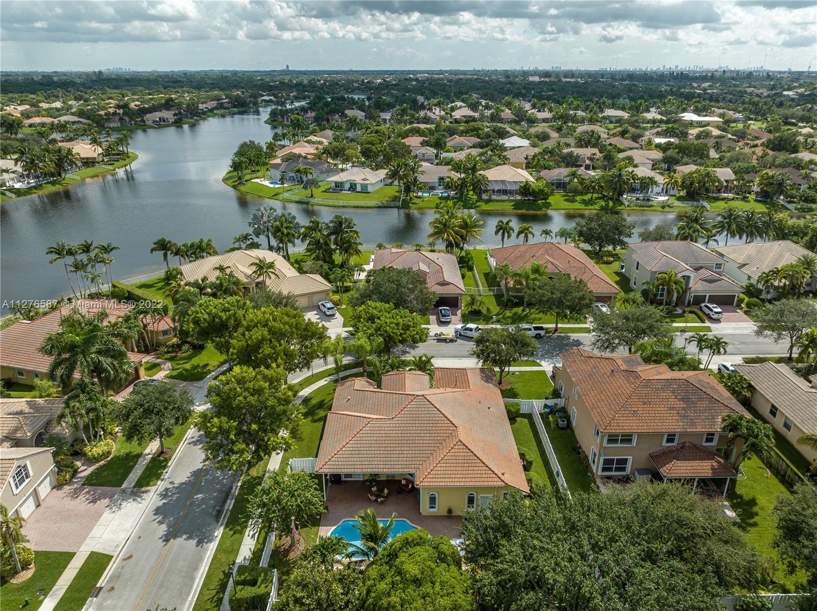 1886 NW 140th Ter