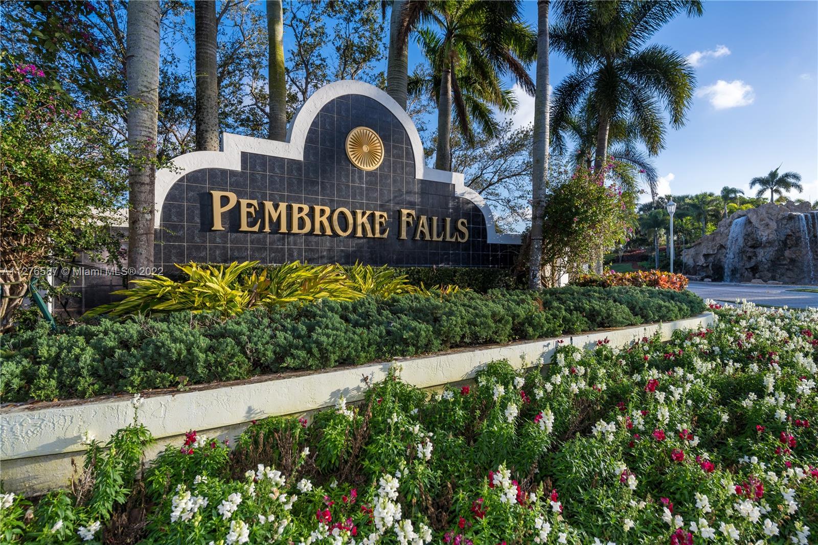 1886 NW 140th Ter