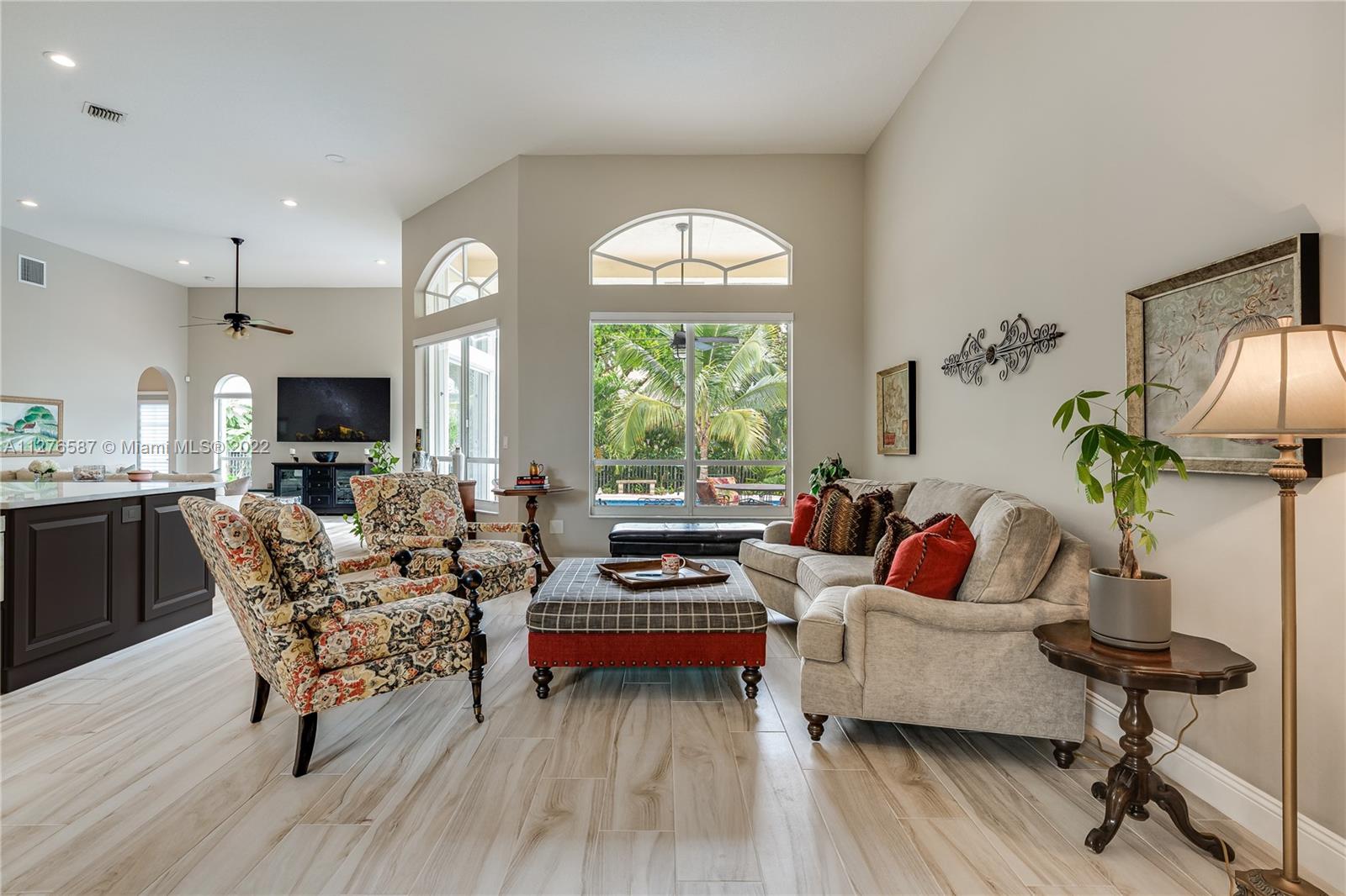1886 NW 140th Ter