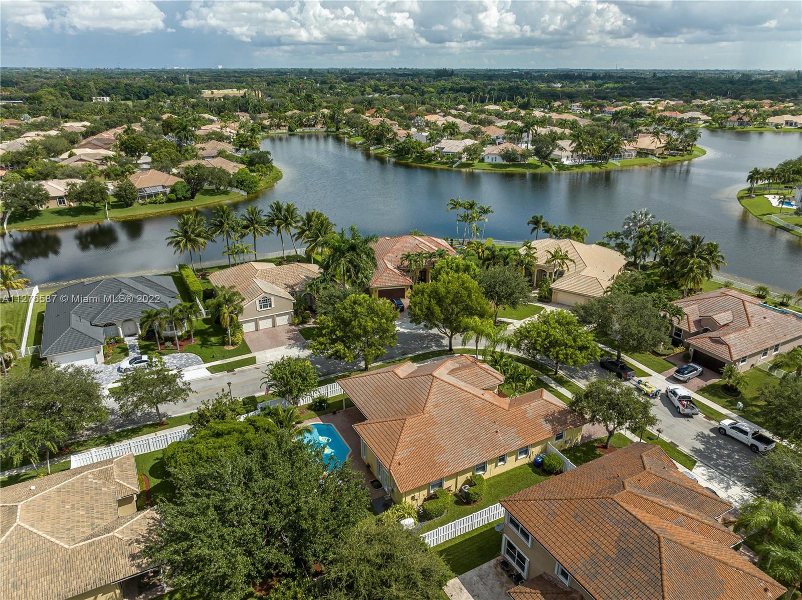 1886 NW 140th Ter