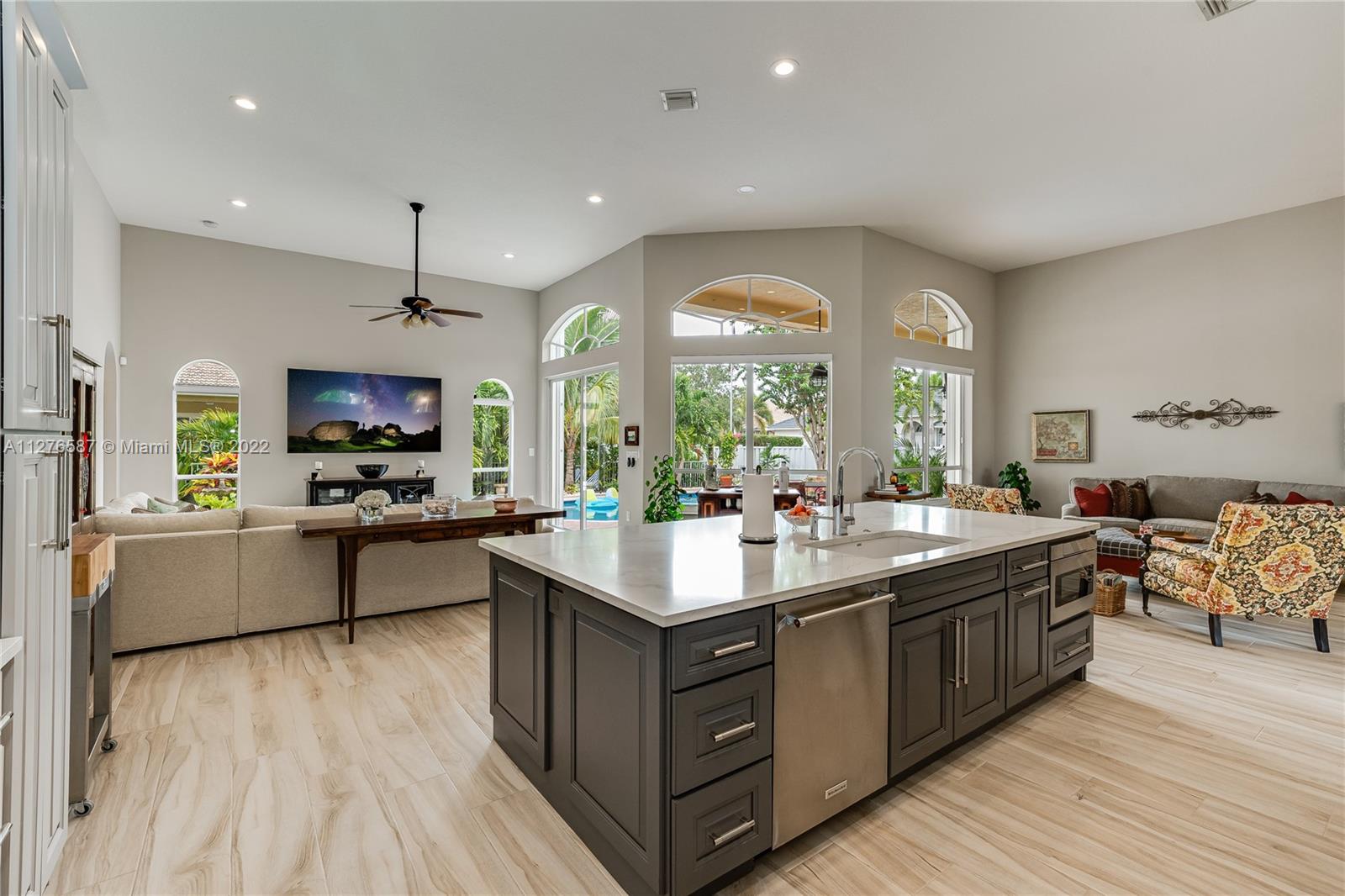 1886 NW 140th Ter