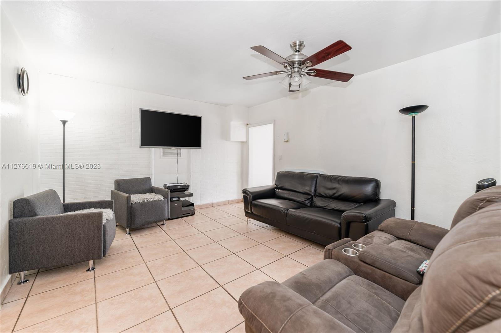 1100 SW 24 Ave