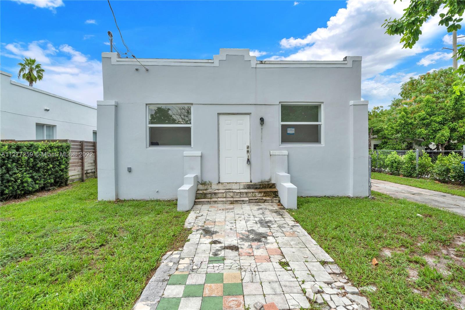 317 NW 39th St