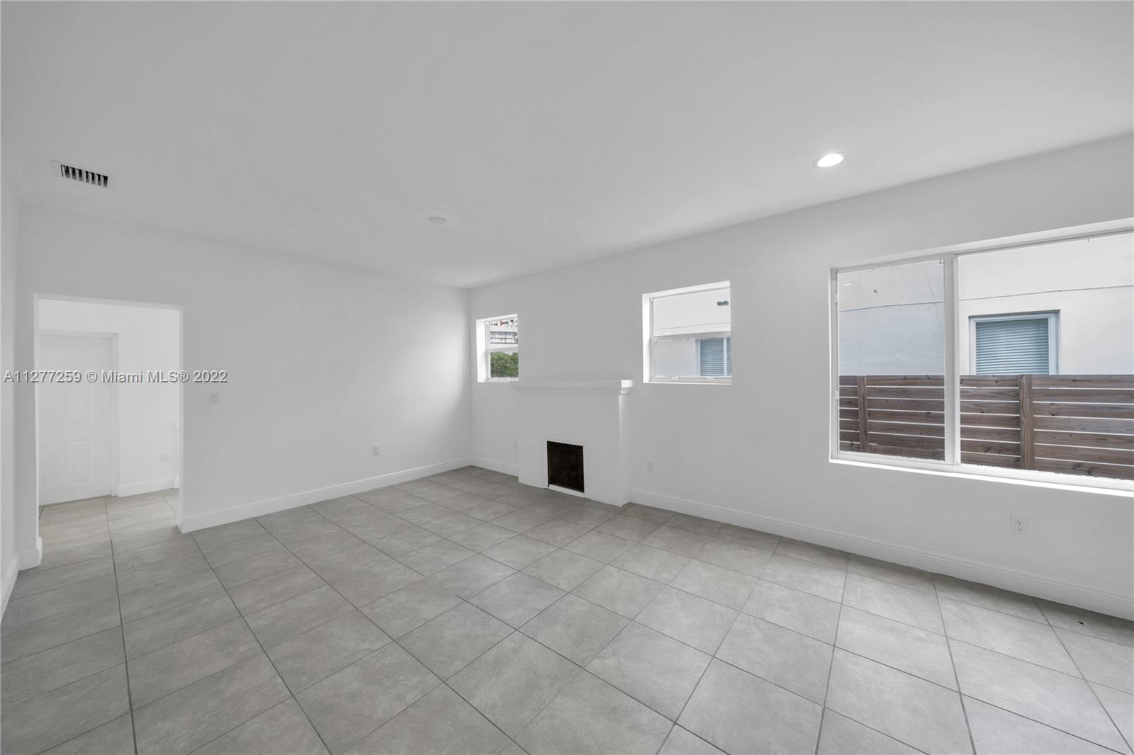 317 NW 39th St
