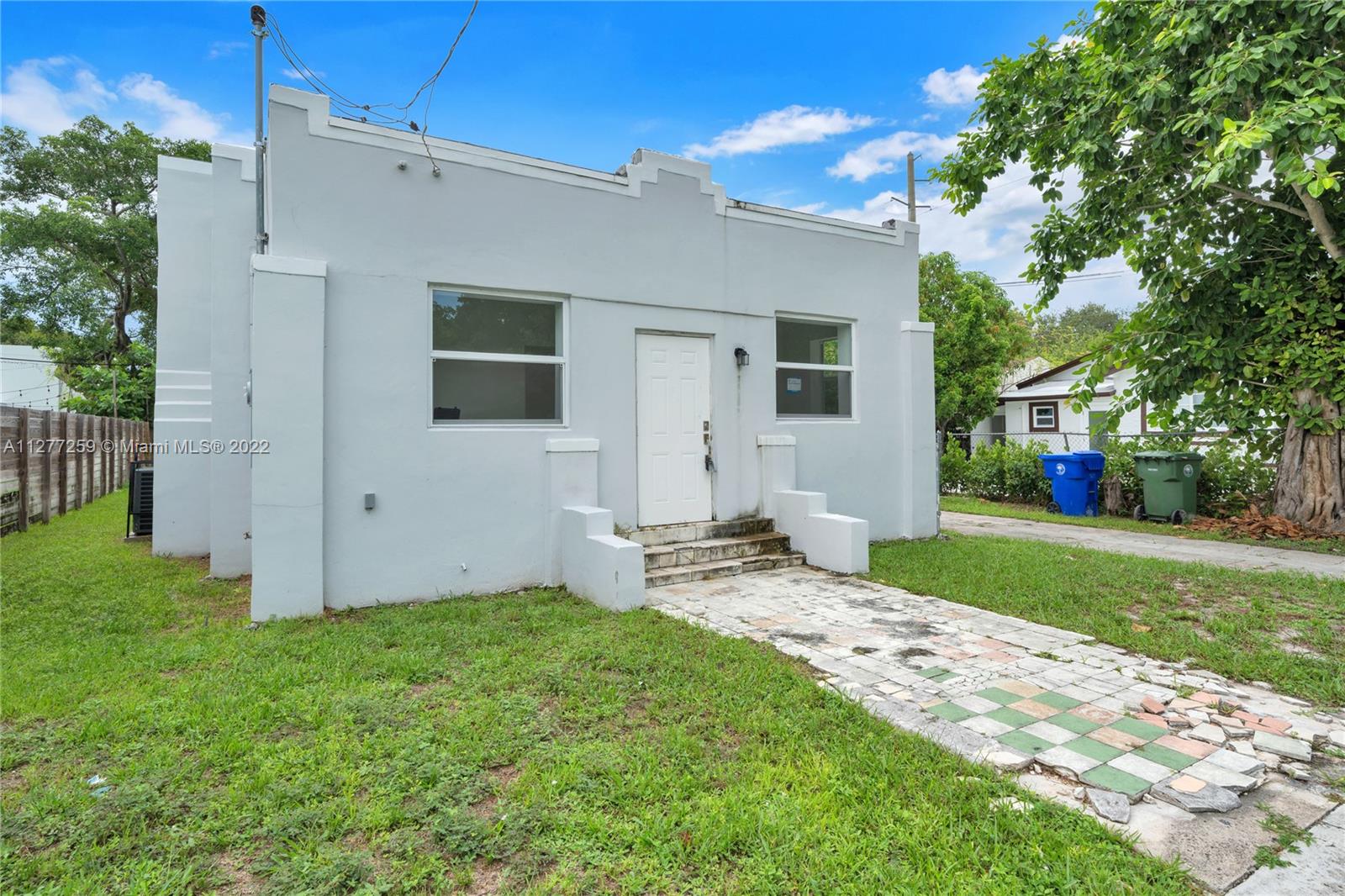 317 NW 39th St