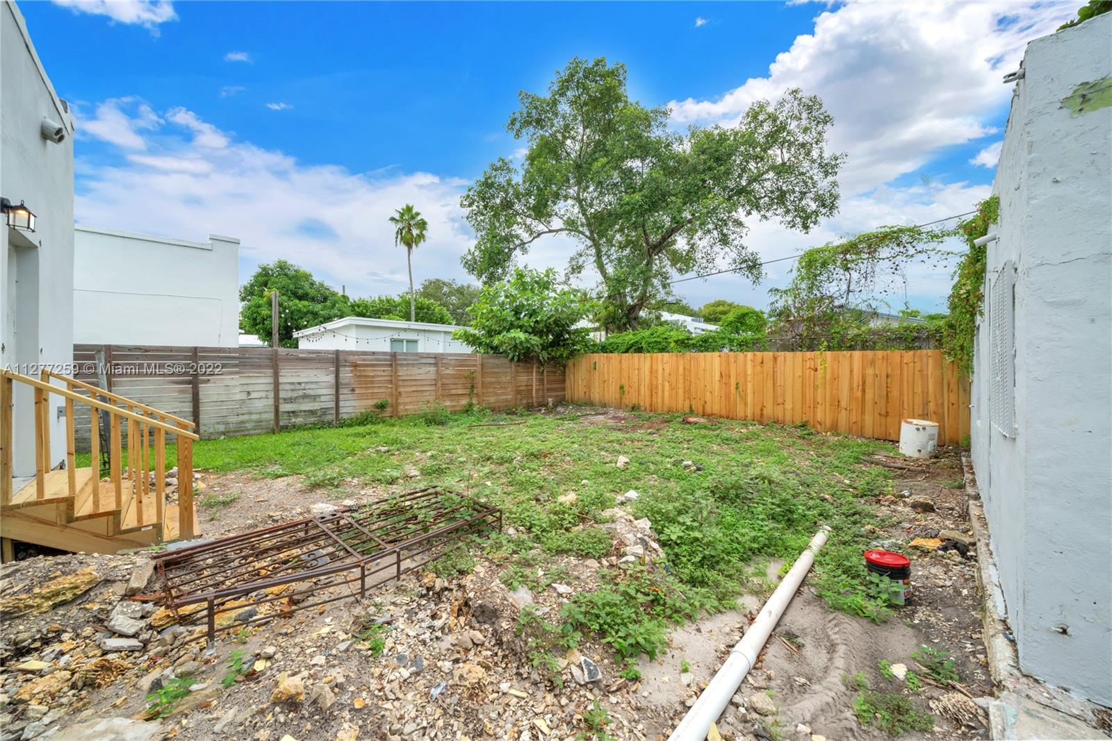 317 NW 39th St