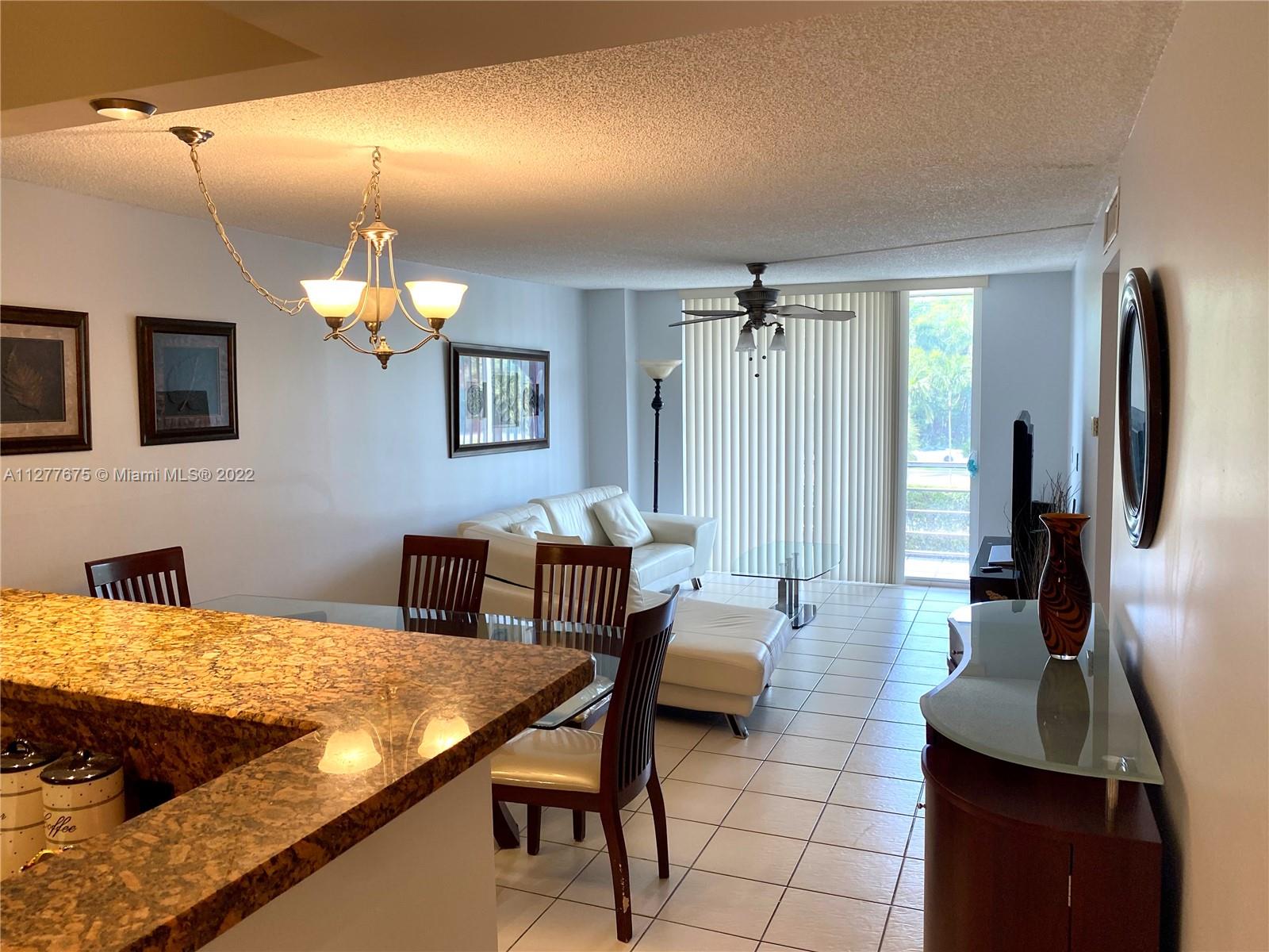 2821 NE 163rd St Unit: 3W