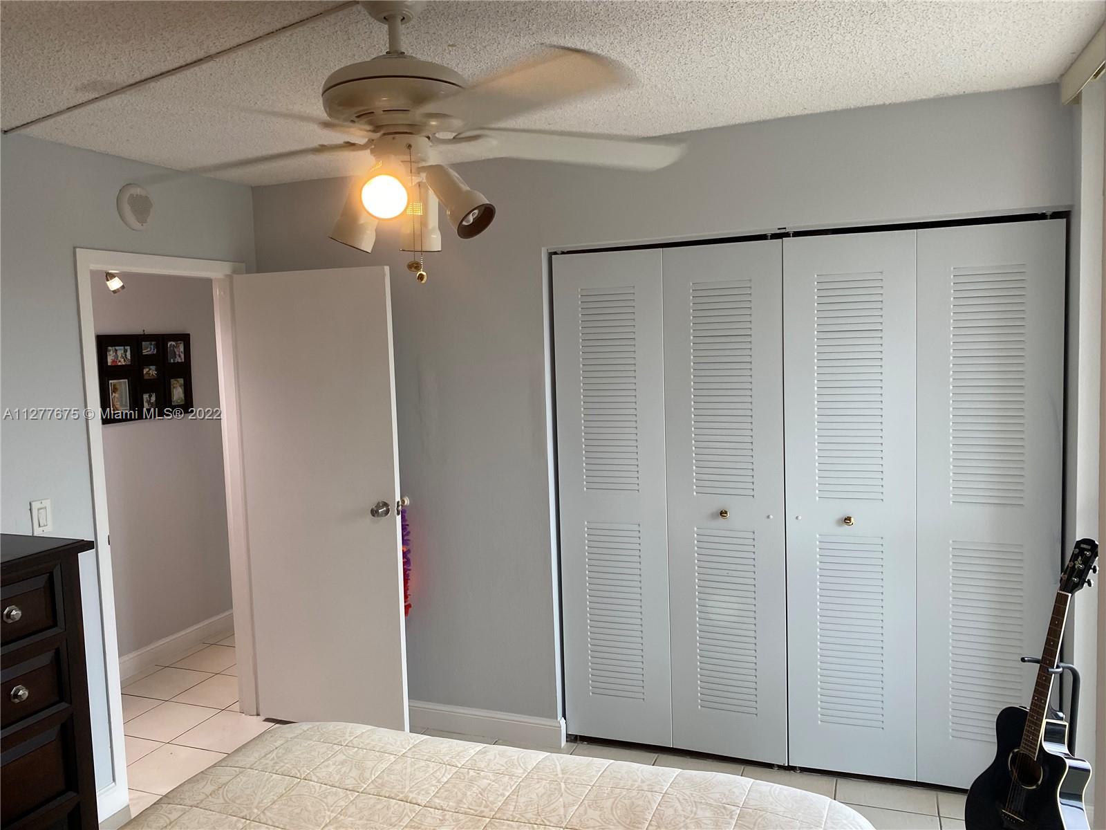 2821 NE 163rd St Unit: 3W