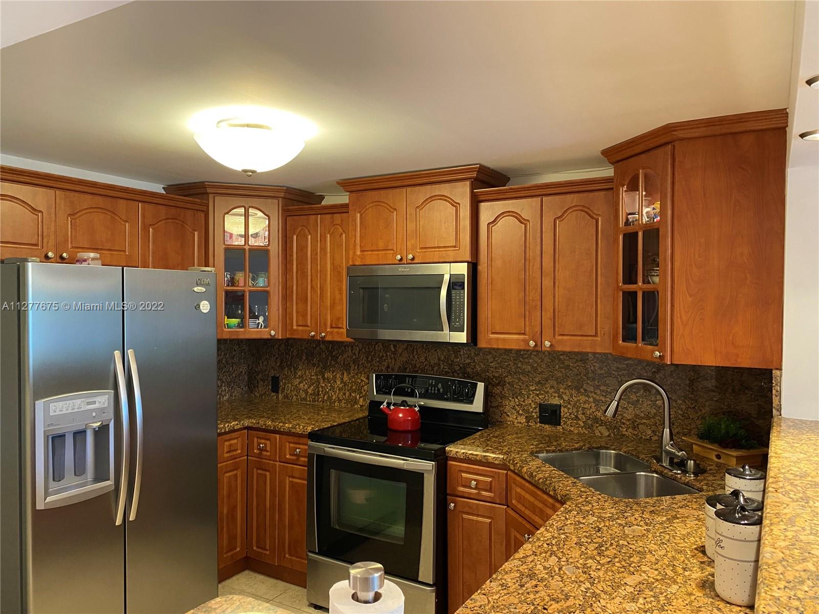 2821 NE 163rd St Unit: 3W