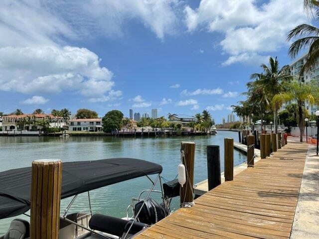 2821 NE 163rd St Unit: 3W